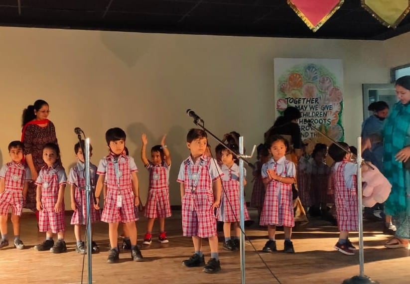 First Day of School ( LKG )